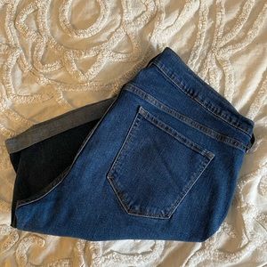 Old Navy Bermuda Shorts - Size 16